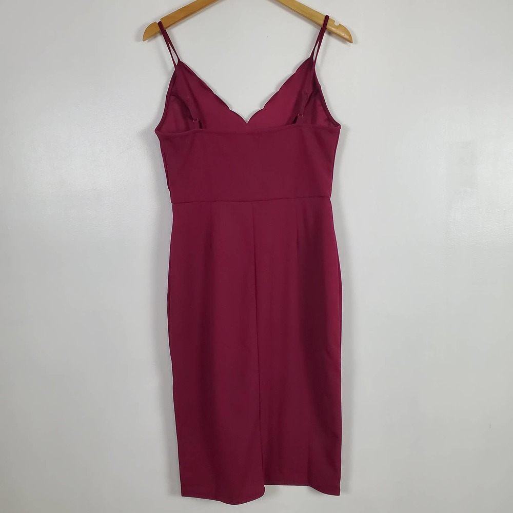 Socialite NWOT scallop neck bodycon dress - Picture 2 of 6